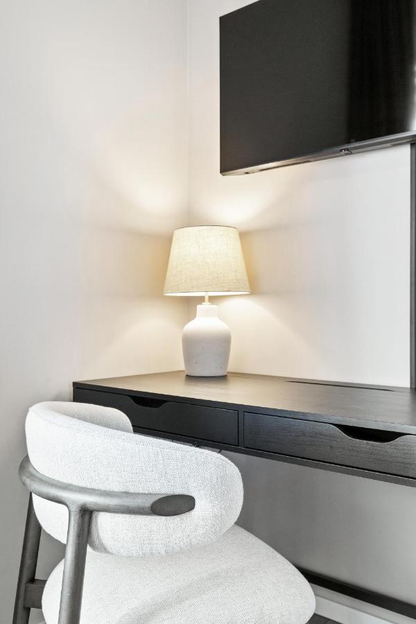 City View Lux In The City Center With Free Parking Рейкявик Екстериор снимка